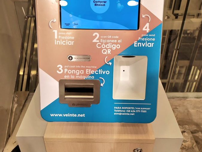 Les magasins Traki installent un distributeur automatique de Bitcoin à Caracas au Vénézuela