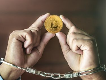 La police anglaise saisit plus de 130 millions d'euros en Bitcoin issus du blanchiment d'argent