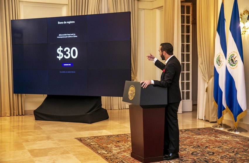 Le président Nayib Bukele annonce que le Salvador va verser 30 dollars en Bitcoin à chaque citoyen
