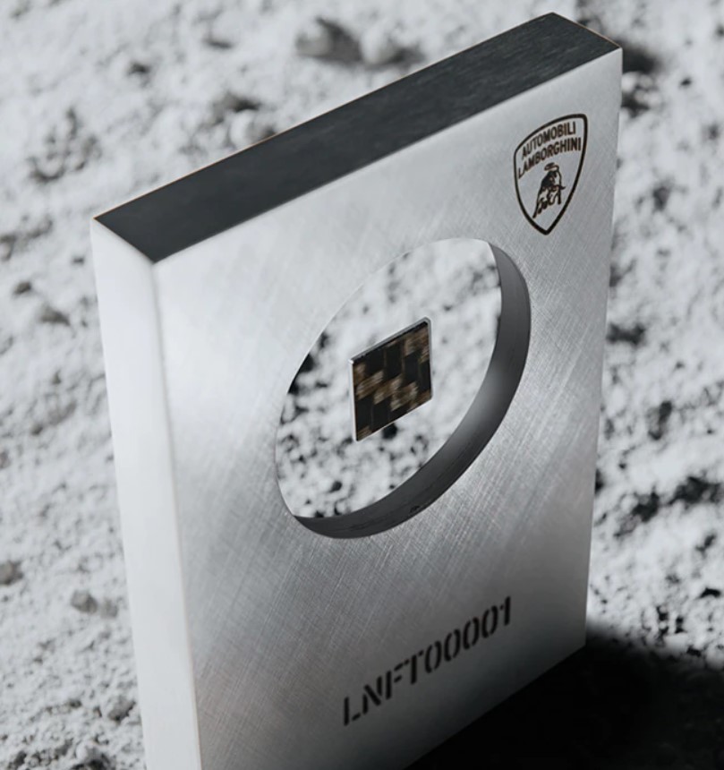 Lamborghini présente une mystérieuse Space Key qui va donner accès à un NFT exclusif