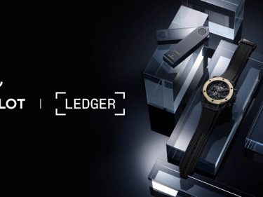 En partenariat avec la célèbre marque Hublot, Ledger annonce la vente d'une édition limitée de 50 montres Big Bang Unico Ledger accompagnées d'un crypto wallet Ledger Nano X personnalisé