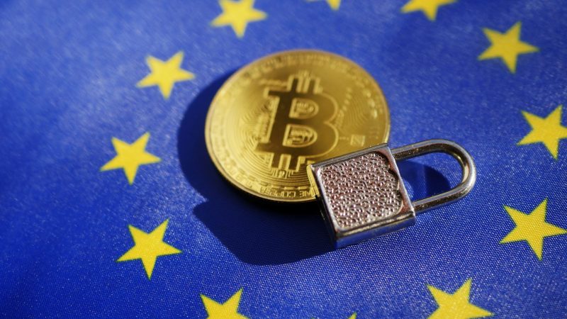 Le parlement européen veut imposer de nouvelles mesures de contrôle sur les transferts crypto
