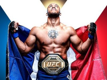 Ciryl Gane, le champion français de MMA, se lance dans les NFT