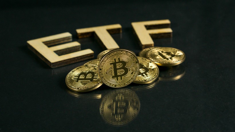 Pour les analystes de Bloomberg, les chances de lancement d'un ETF Bitcoin (BTC) spot aux Etats-Unis cette année sont de 65%